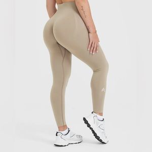 New Oner Active Effortless Seamless Leggings Washed Sandstone size S Regular